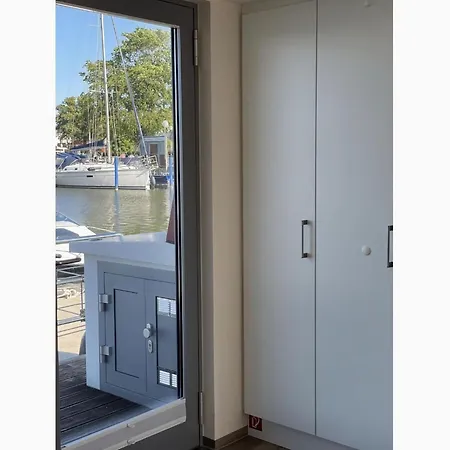 Wave Rider No 2 Comfortable *